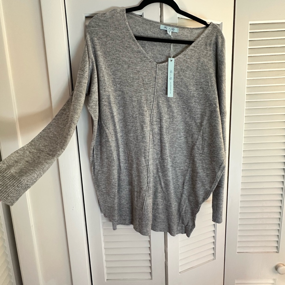 Heather Gray Women's Sweater - Picture 2 of 3
